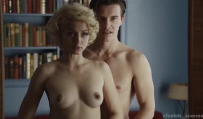 Ana De Armas Joins A Threesome