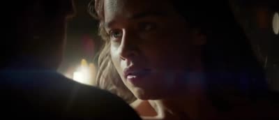 Emilia Clarke Gets Caught Naked