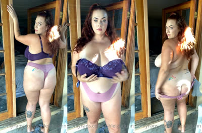 Ashleighdunn Strips Her Clothes Seductively