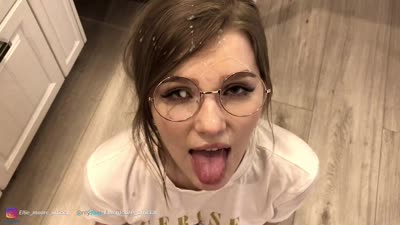 Ellie Moore Sucks A Dick In The Kitchen
