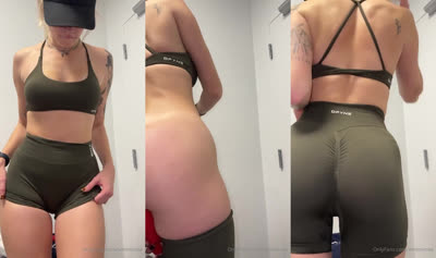 Xmimirose Drills Her Cunt Standing Up