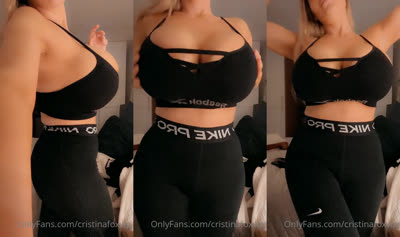 Cristinafoxvip Bounces Her Tits In Sportswear