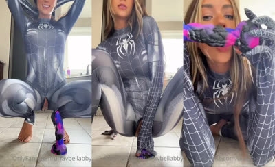 Urfavbellabby’s Spider Girl Bounces On A Dildo