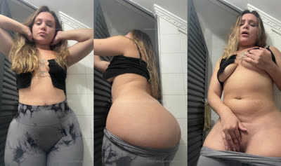 Janajenner Pleasures Her Tits And Pussy