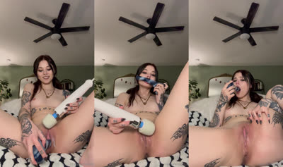 Nonsalemwitch Masturbates Her Pussy With Toys